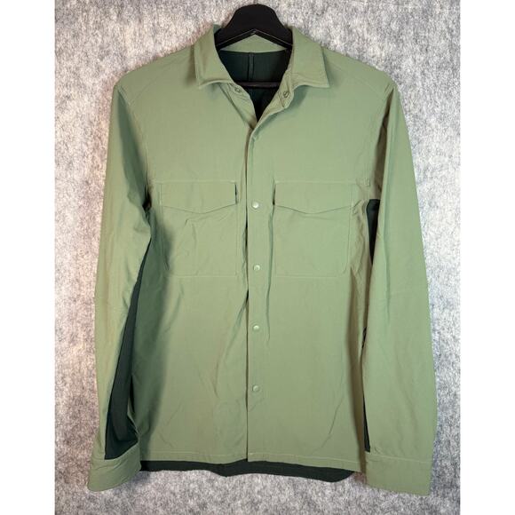 Lululemon Mens Green Double Pocket Long Sleeve Shirt Breathable Stretch - Small - Picture 1 of 5